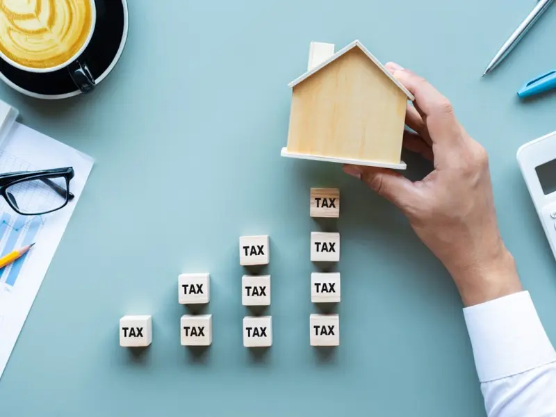What taxes do I have to pay when selling a property in Catalonia?