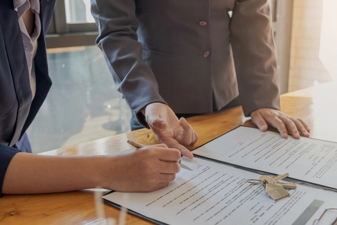 Trust a real estate agent for peace of mind