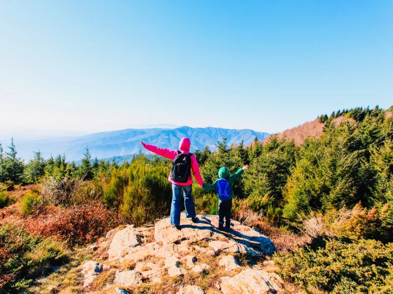 Localizaciones rurales para visitar en familia en esta época del año