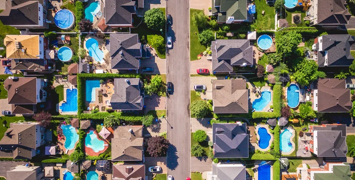 5 advantages to living in a residential area