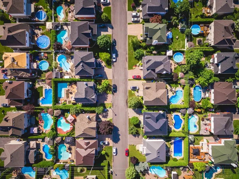 5 advantages to living in a residential area