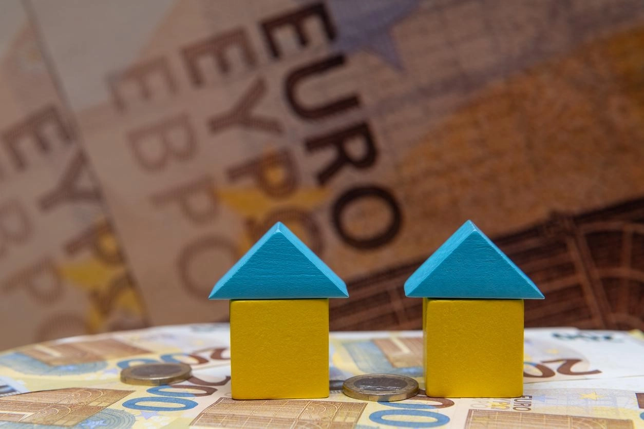 How we can reduce the costs of a second home